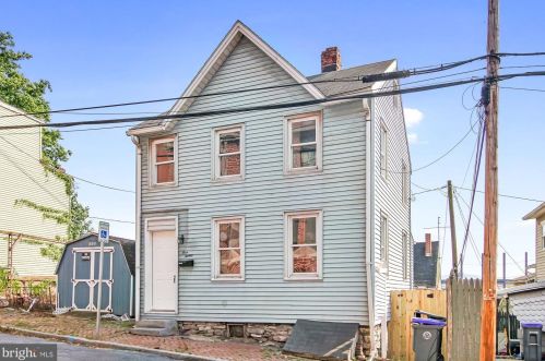 112 3rd St, Harrisburg PA  17113-2209 exterior