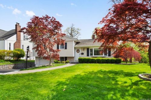 29 Whittier St, Hartsdale, NY 10530-1342