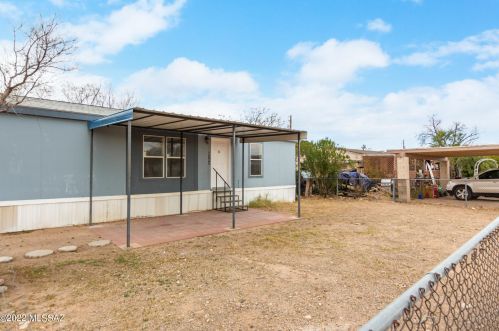 9760 Cactus Ln, Tucson, AZ 85756-9513