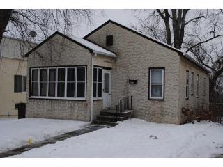 3032 Fillmore St, Minneapolis, MN 55418-2109