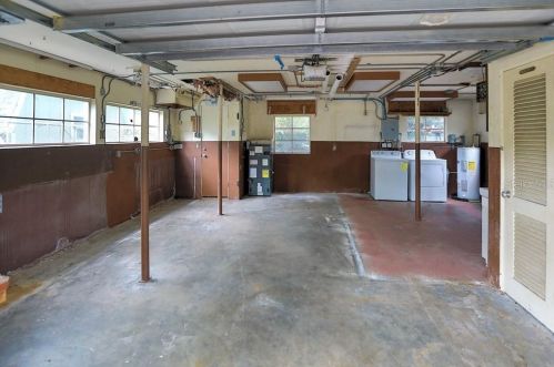 2000 Merritt Park Dr, Orlando FL  32803-1531 exterior
