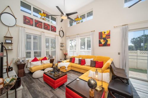 911075 Lanakoi St, Kapolei, HI 96707