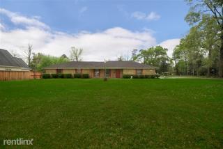 2255 Lucas Dr, Beaumont TX  77703-1118 exterior