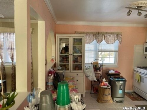 1397 Ohio Ave, Bayshore, NY 11706-5216
