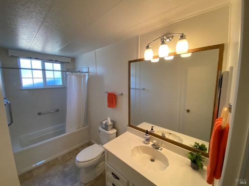 120 Westgate Cir, Santa Rosa CA  95401-9021 exterior