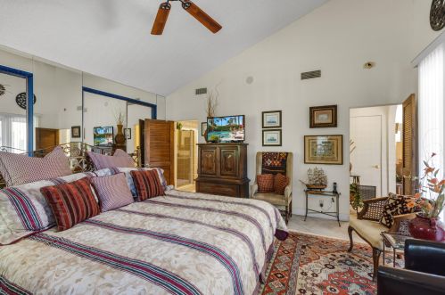 32 Lincoln Pl, Rancho Mirage CA  92270-1970 exterior