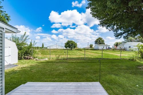 246 Jacqueline Dr, London OH  43140-1181 exterior