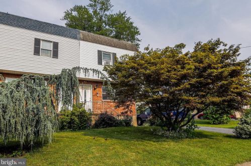 604 Erford Rd, Camp Hill PA  17011-1124 exterior