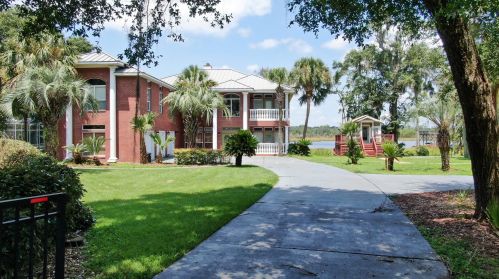 449 Waterview Cove Dr, Freeport, FL 32439-2815