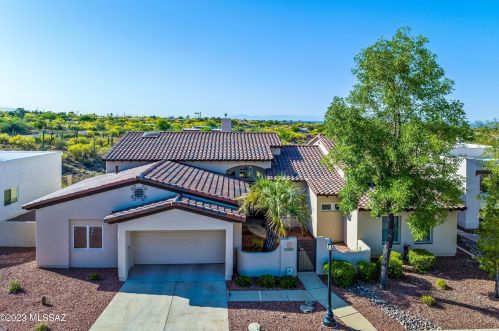 6738 Shadow Run Dr, Tucson, AZ 85704-6930
