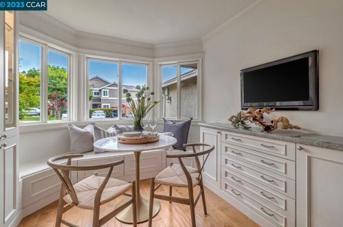 190 Bridgeside Cir, Danville, CA 94506-4400