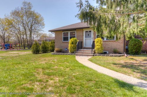 838 Shannon Ct, Bricktown, NJ 08724-7144