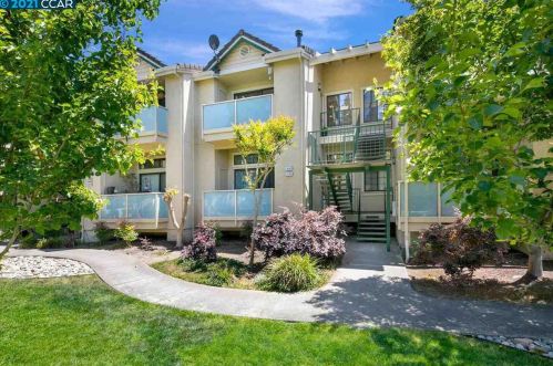 3036 Fostoria Cir, Danville, CA 94526-5561