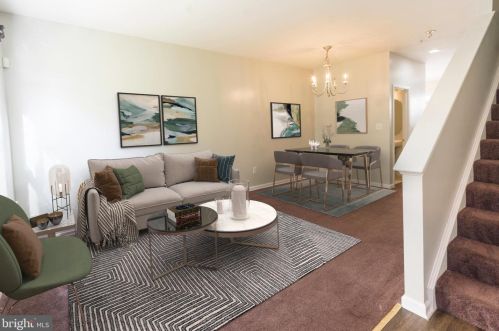 125 Danbury St, Washington, DC 20032-2220