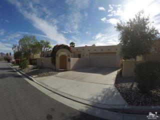 54080 Avenida Vallejo, La Quinta CA  92253-6612 exterior