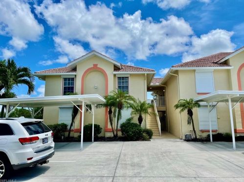 925 47th Ter, Cape Coral, FL 33904-9009