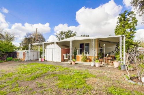 15613 Hawley Ct, El Cajon CA  exterior