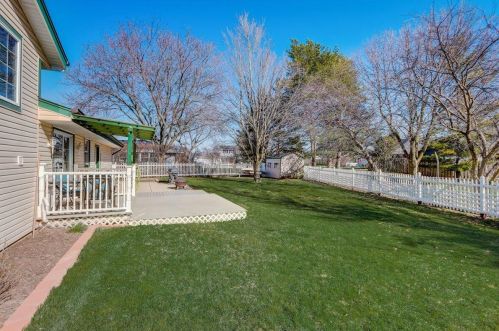 14875 Janice Pl, Waukesha, WI 53151-4474