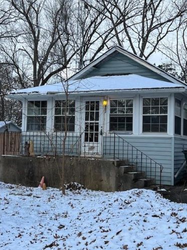 802 Hickory Rd, Twin Lakes, WI 53181-9359