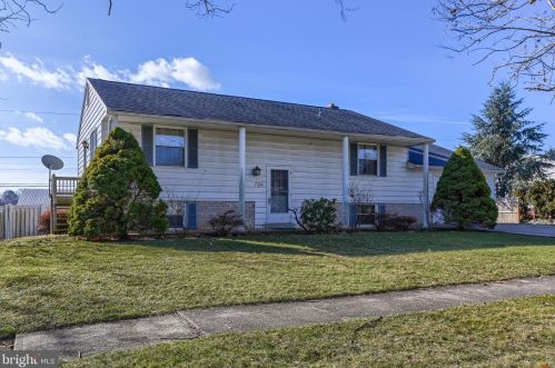 736 Prospect Ave, Lees Cross Roads PA  17257-8909 exterior
