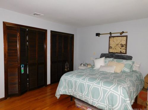 3 Fox Tail Ln, Brookfield Center CT  06804-3705 exterior