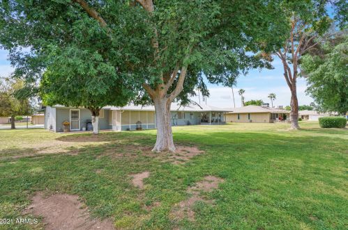 9906 Spruce Dr, Sun City AZ 85351-1958 exterior