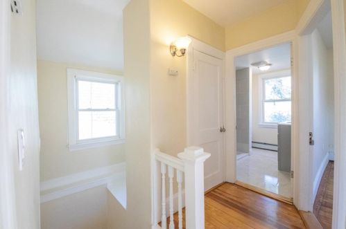 321 Narragansett St, Providence RI  02905-4144 exterior