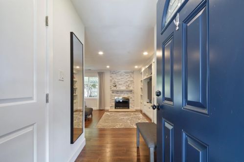 10655 Valley View Dr, Rancho Cordova CA  95670-2468 exterior