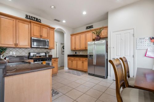 8149 Lagerfeld Dr, Land O Lakes FL  34637-3203 exterior