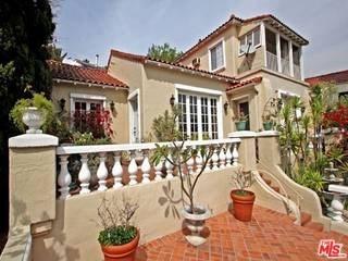 2135 Whitley Ave, Los Angeles, CA 90068-2738