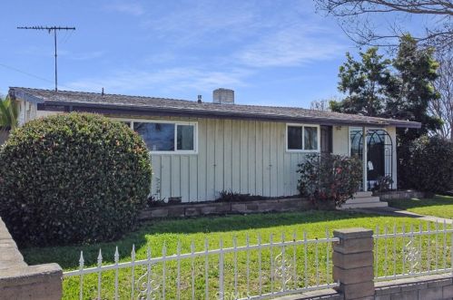 2214 171st St, Torrance, CA 90504-2925