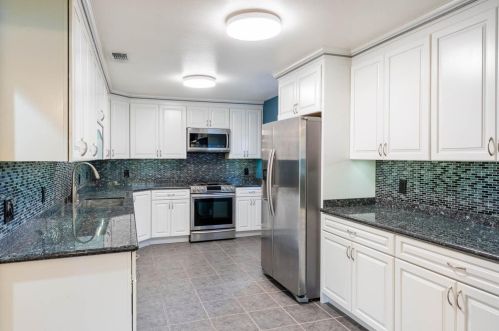 532 K St, Rio Linda CA  95673-3446 exterior