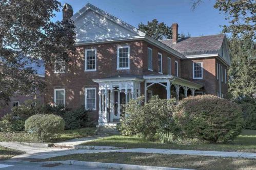 30 School St, Keene, NH 03431-3308