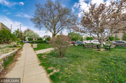 1928 Aldrich Ave, Minneapolis MN 55403-3114 exterior