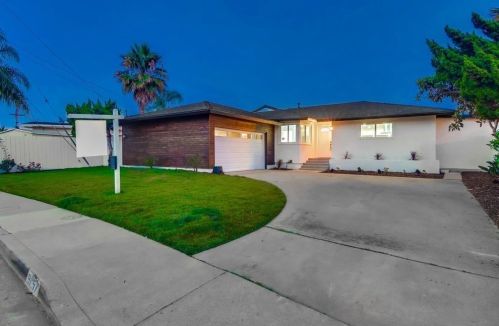 5057 September St, San Diego CA  92110-1222 exterior