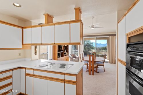 64471 Cyn Shadows Ln, Tucson AZ 85739-2027 exterior