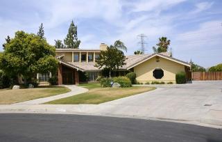 8500 Brissac Ct, Bakersfield, CA 93311-1510