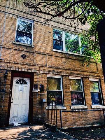 1636 172nd St, Bronx, NY 10472-2204