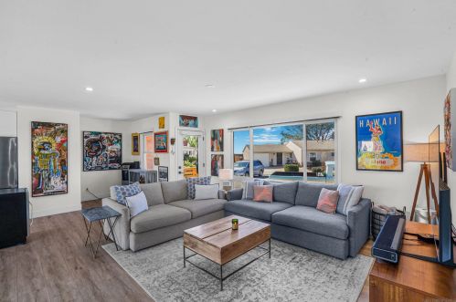 3009 Iroquois Ave, San Diego, CA 92117-6214