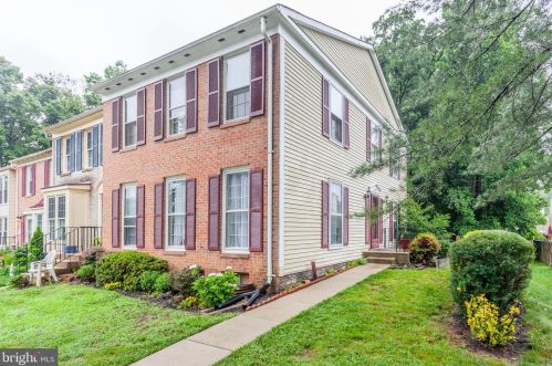 11592 Overleigh Dr, Woodbridge, VA 22192-1153
