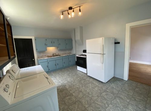 318 6th St, Waterford MN  55057-2554 exterior