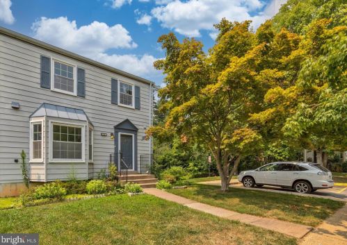 5908 Heritage Square Dr, Springfield, VA 22015-3322