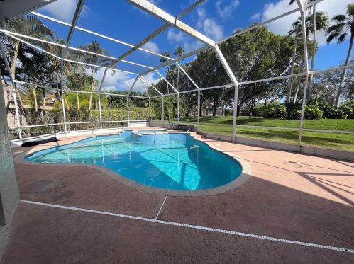 1231 179th Ave, Hollywood FL  33029-3162 exterior