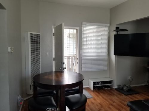 7233 Painter Ave, Whittier CA 90602-3556 exterior