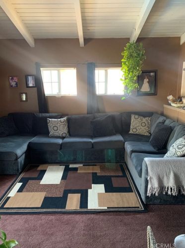 5433 Pelleur St, Lynwood CA  90262-5520 exterior