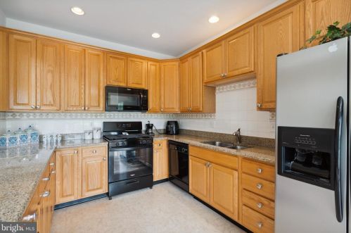 16 Portsmouth Cir, Glen Mills PA  19342-2625 exterior