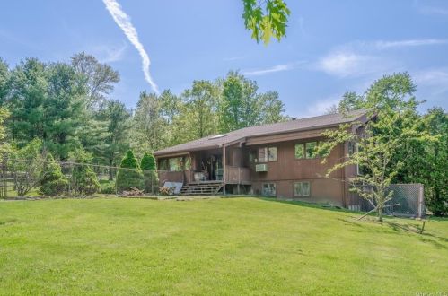 238 Mcmanus Rd, Patterson NY  12563-2930 exterior