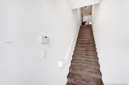 460 147th Ave, Hollywood, FL 33027-6103
