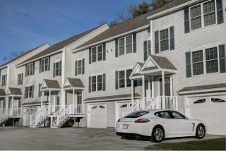 105 Overlook Cir, Hudson, NH 03051-6410