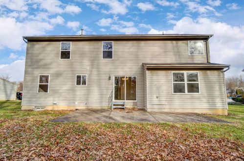 1505 Thornberry Rd, Amelia OH  45102-1772 exterior